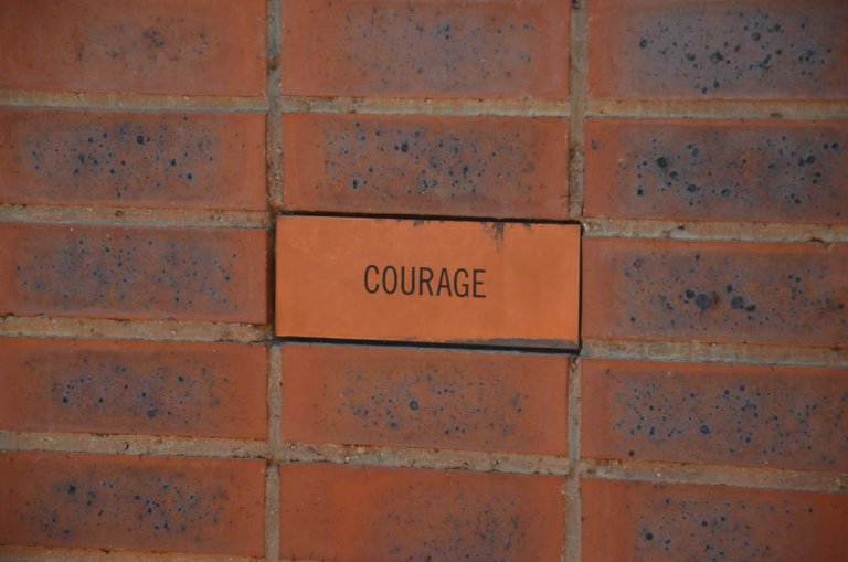 What Successful Widows Do Differently to Boost Confidence