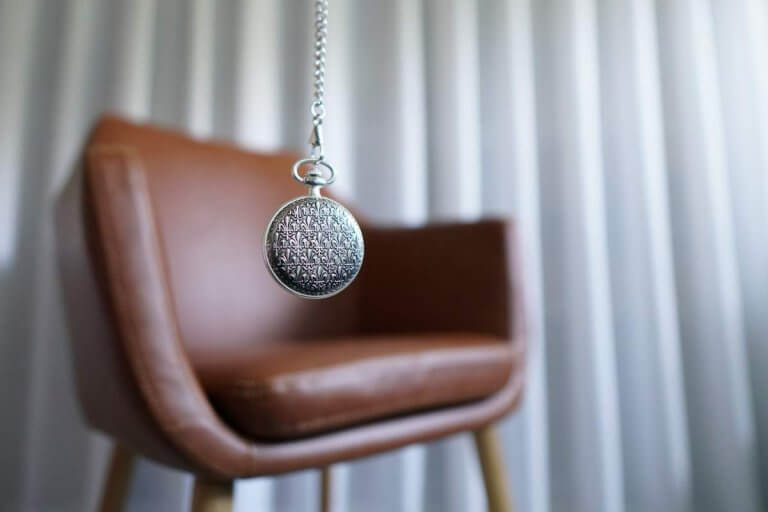 From Art to Hypnosis: Alternative Grief Therapies for Widows